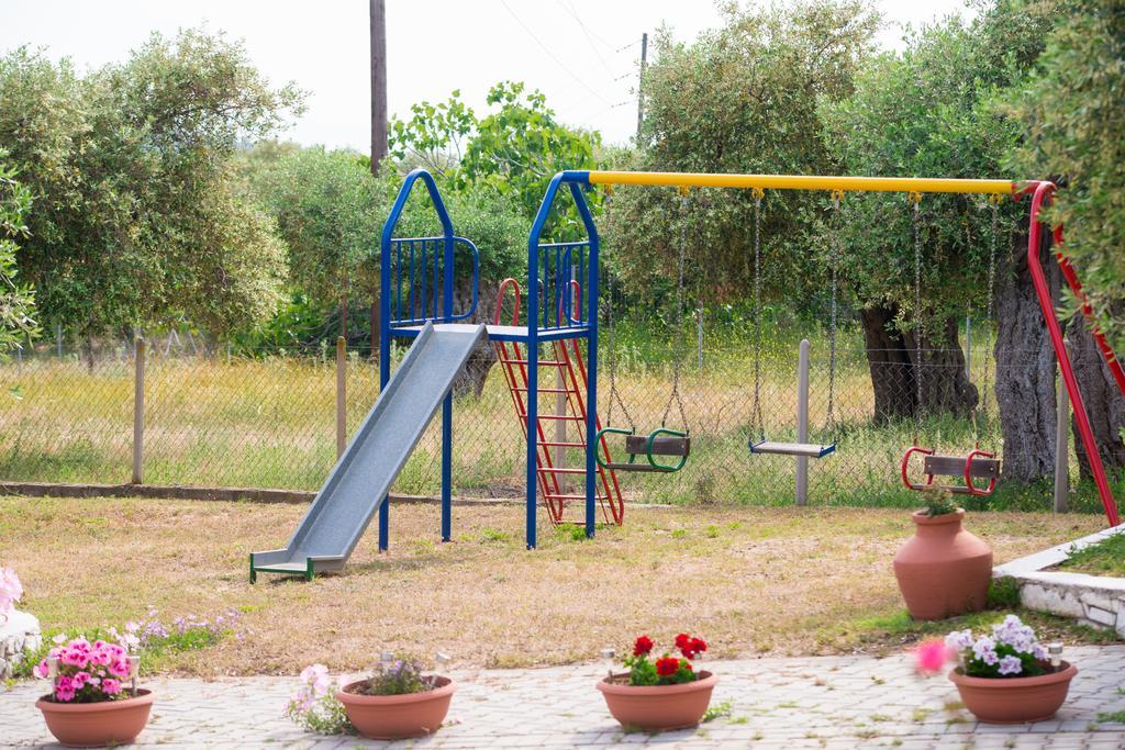 אסטריס Pension Maria מראה חיצוני תמונה